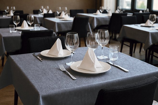 Set de table individuel jetable HOSTEX 120X120